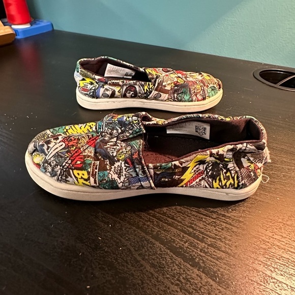 Toms x Marvel - kids shoes - 8 - Picture 4 of 7